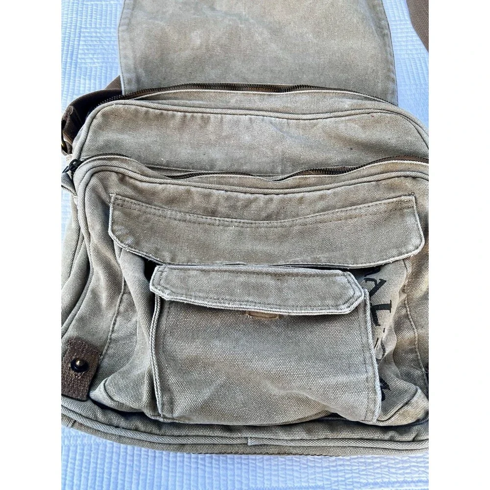 Halo 3 2007 UNSC Microsoft XBOX Tan Limited Edition Canvas Messenger Bag